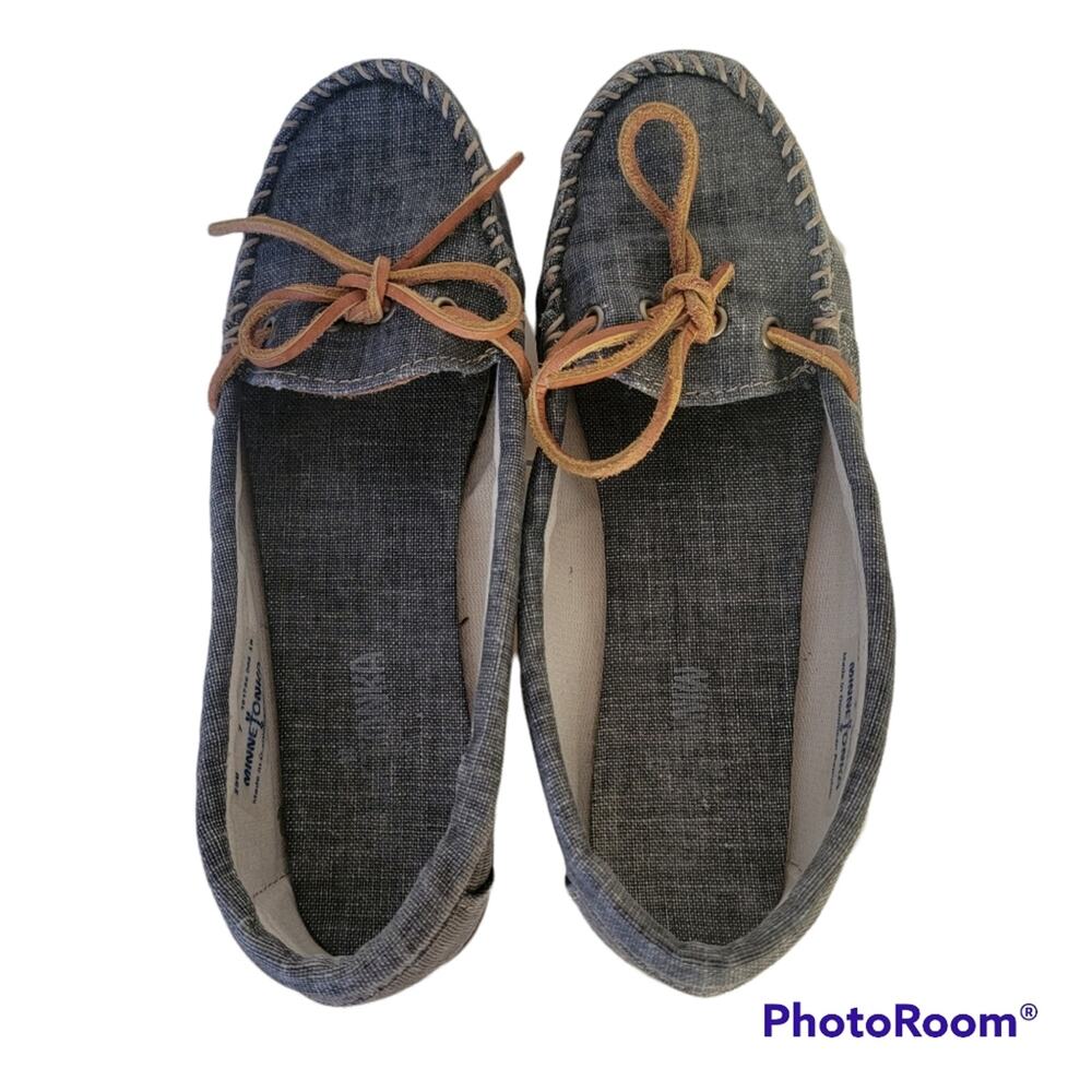 Minnetonka Canvas In or Outdoor Moccasin Color Heathered Black Size 7